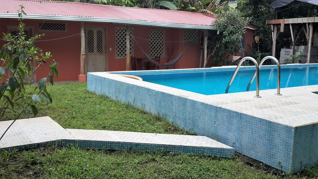 Hotel Don Quichotte Tortuguero Exterior photo